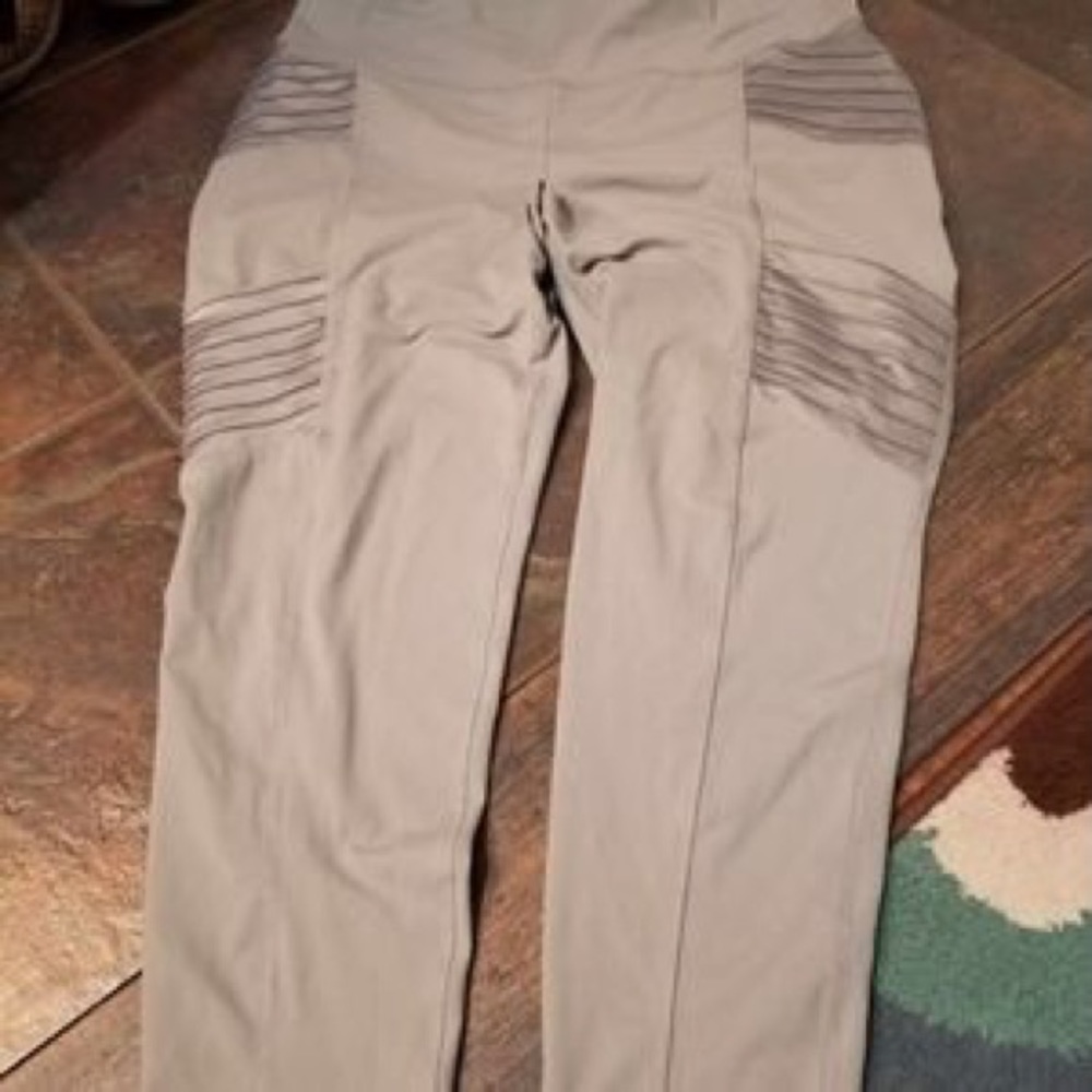 ♠️SOLD♠️Jeggings